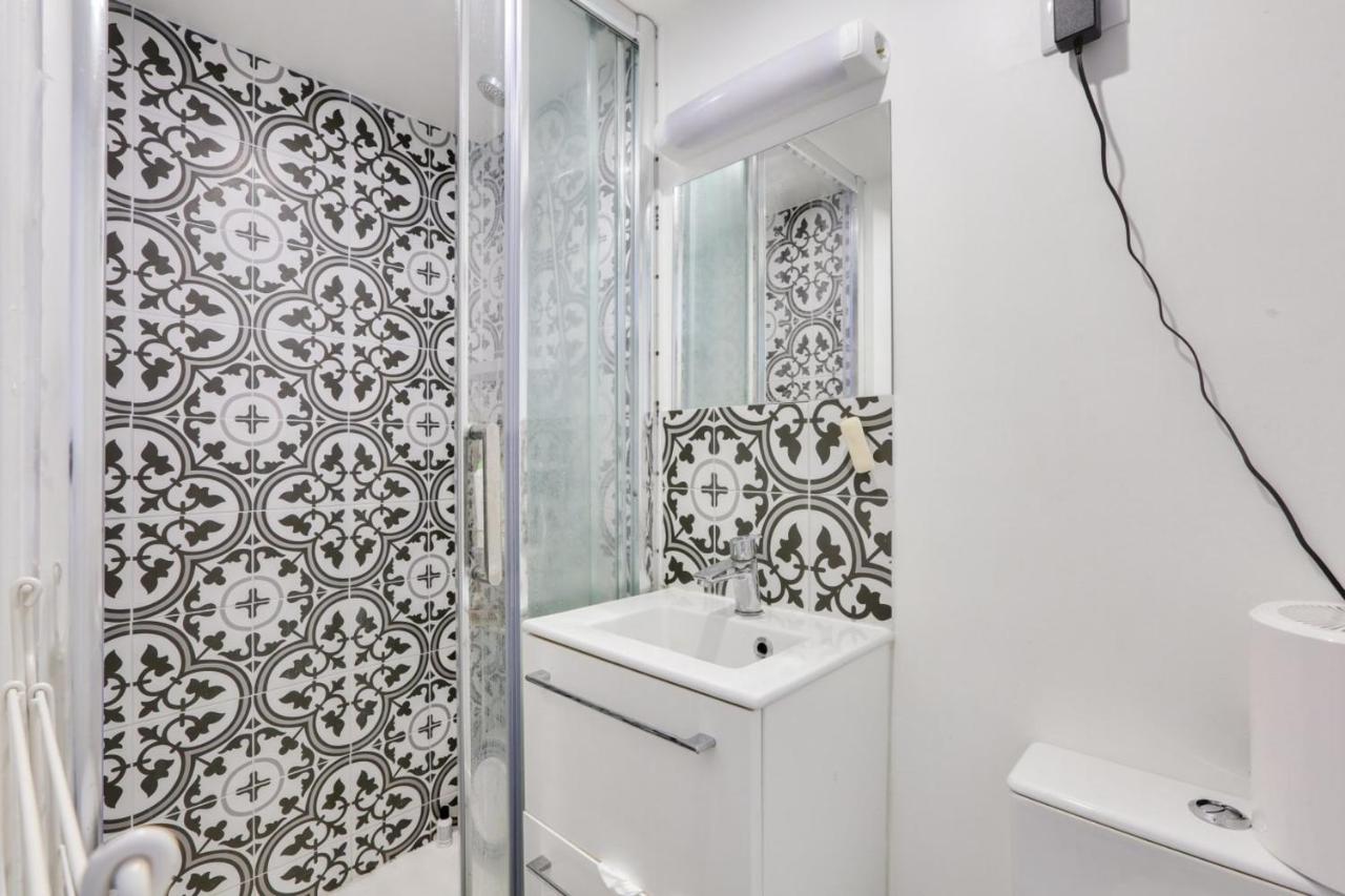 Super Studio In The 11Th District Appartamento Parigi Esterno foto